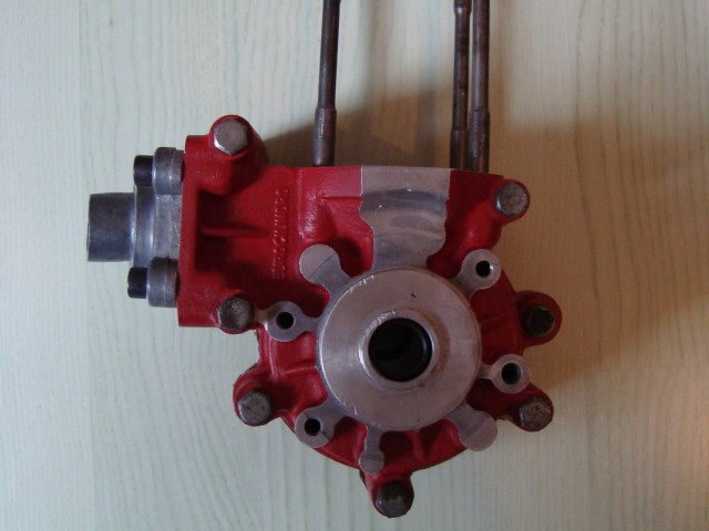 Carters Eurocylindro
Petite précision: La peinture rouge est d'origine.
