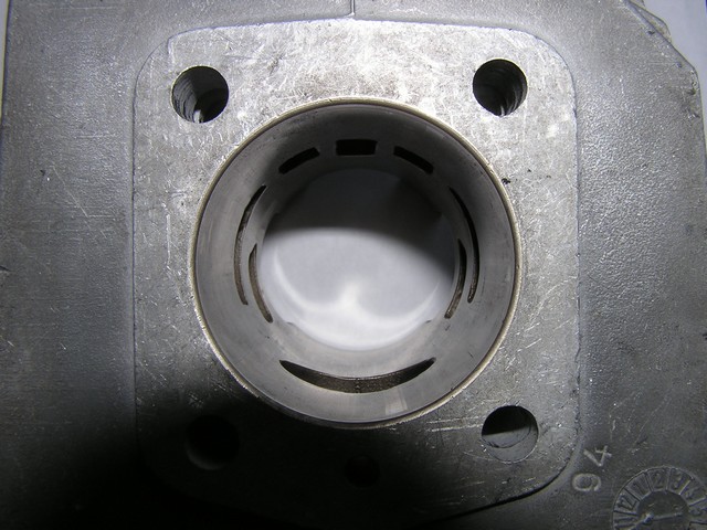 Cylindre Malossi 45,5mm CVF
