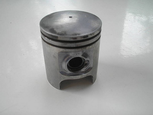 Piston Peugeot Fox
