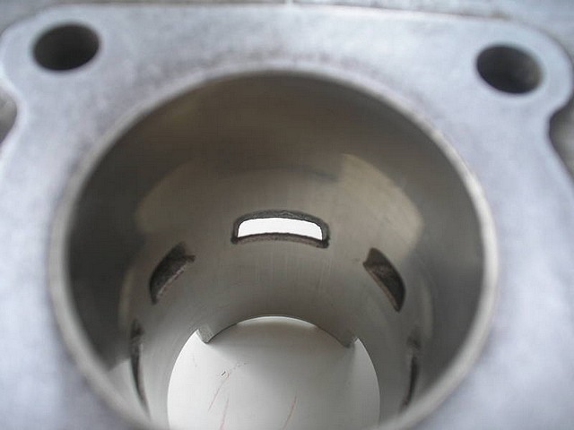 Cylindre Peugeot Fox
