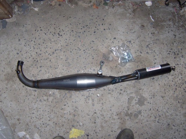 Echappement Giannelli Black Gun
