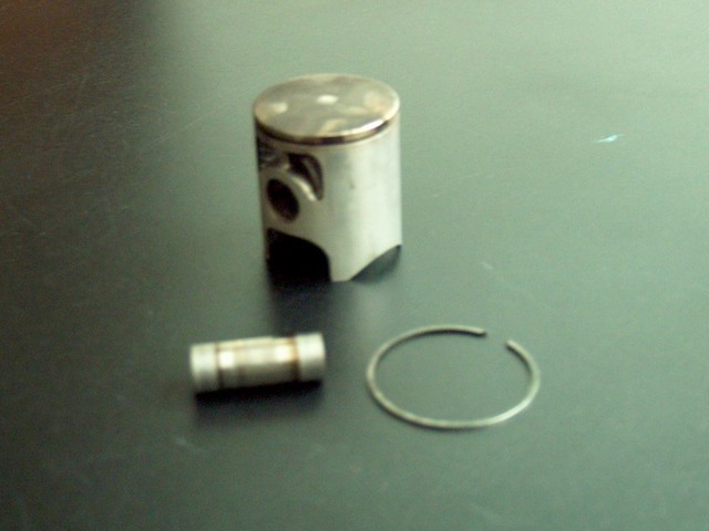 Piston Bidalot coulé
