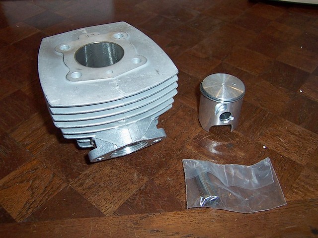 Culasse/Piston Polini 50W
