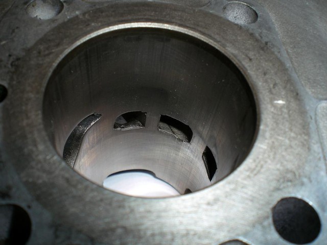 Cylindre RGD Peugeot
Mots-clés: rgd 6t