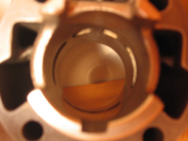 Eurocylindro 50cc MBK
Mots-clés: Eurocylindro, MBK, cylindre piston