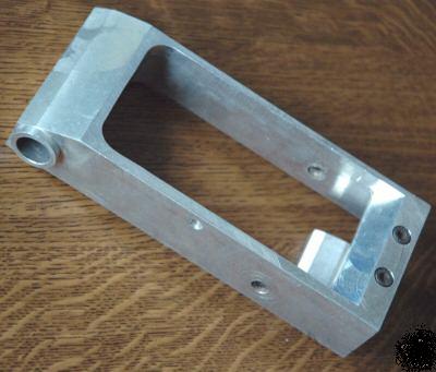 Support moteur alu RGD

