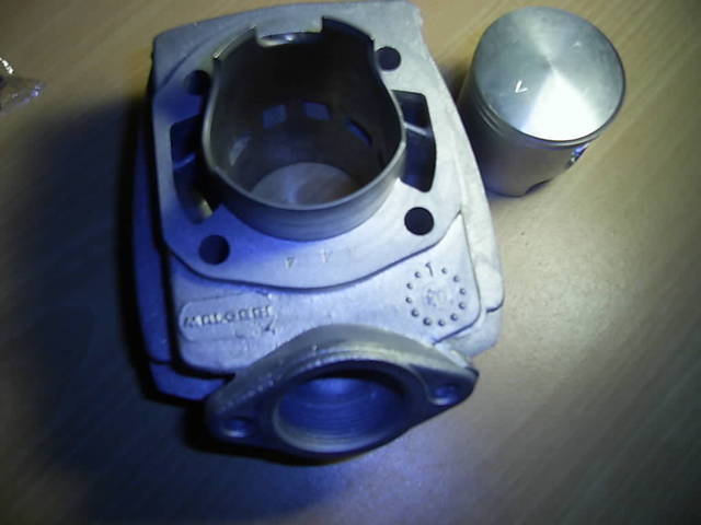 Cylindre/Piston Malossi 45,5mm
Mots-clés: malossi 45,5