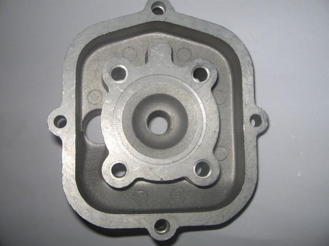 Culasse Malossi MG
Culasse MG sans support moteur MBK, pour pions de centrage, diamètre 40mm, emplacement des toriques dans la culasse
