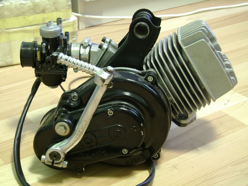 Moteur sur cadre Peugeot
