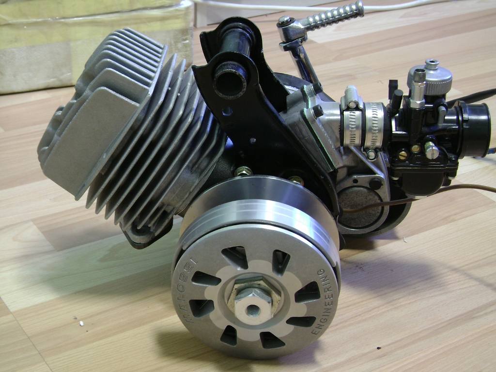 Moteur sur cadre Peugeot
