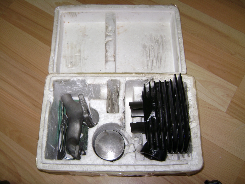 Haut-moteur Pinasco double admission
