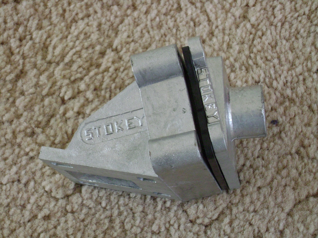 Boîte à clapets Stokey
